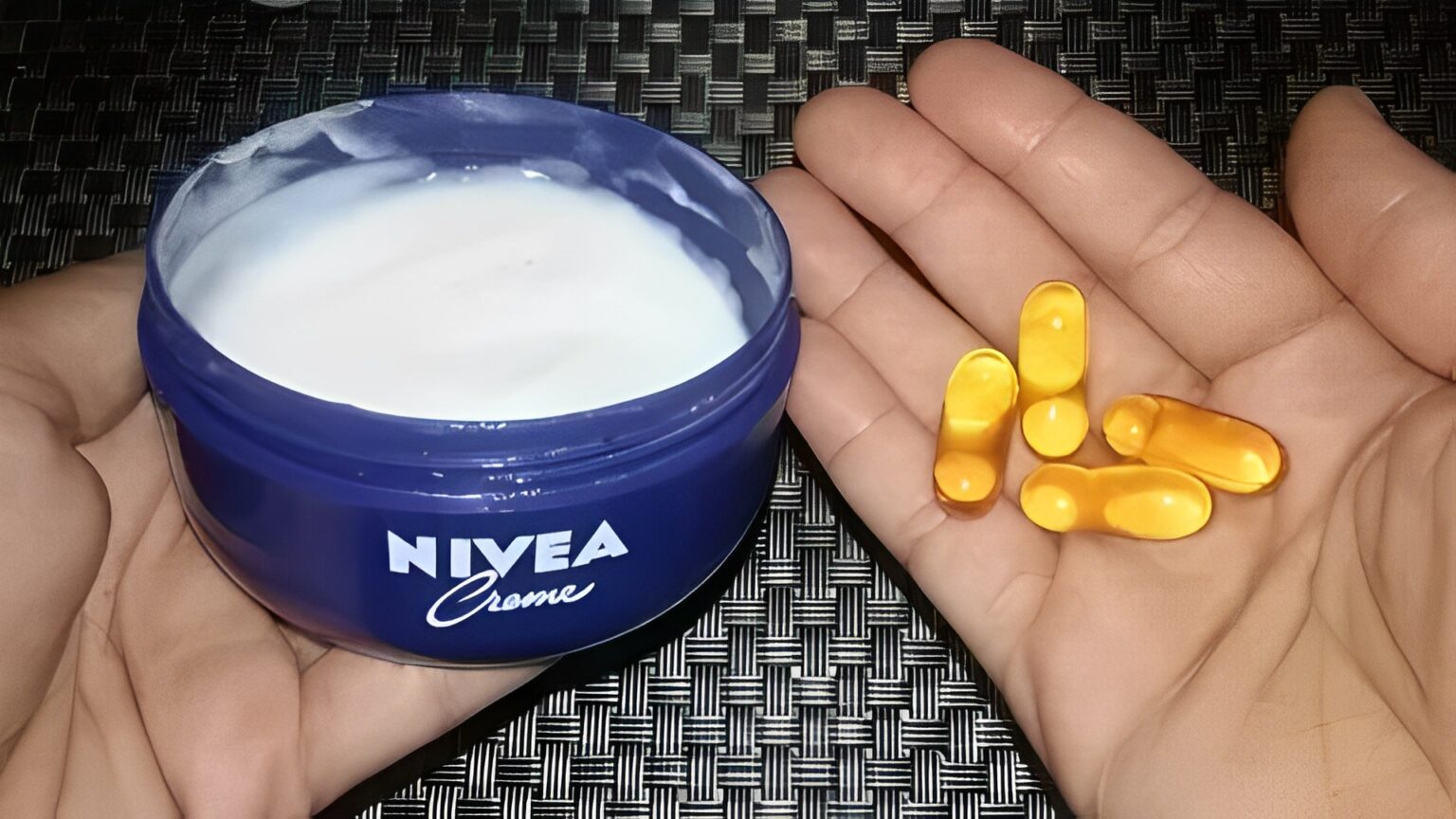 Crema Nivea con Vitamina E